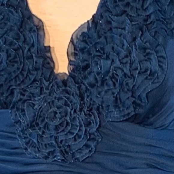 Adrianna Papell solid blue gathered halter styled evening party dress. - Picture 5 of 16